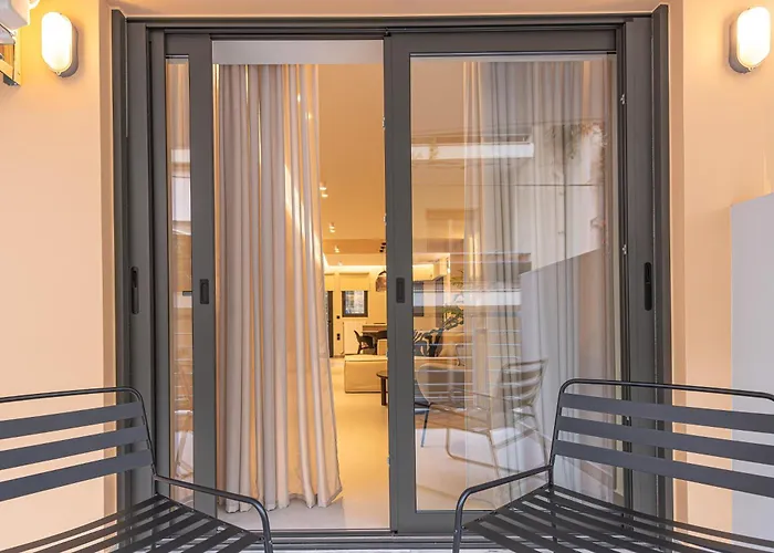 Phaedrus Living: Luxury Modern City Flat Koukaki