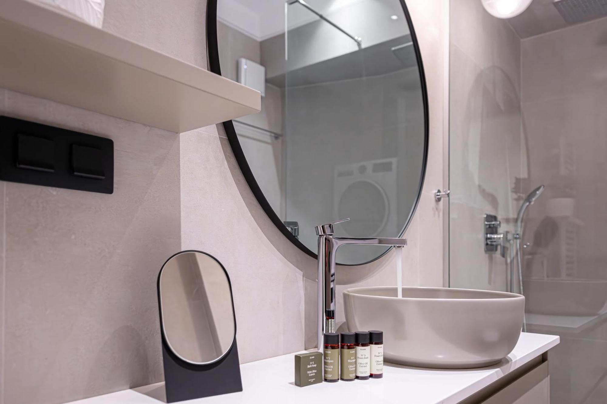 Apartment Phaedrus Living: Luxury Modern Flat Koukaki
